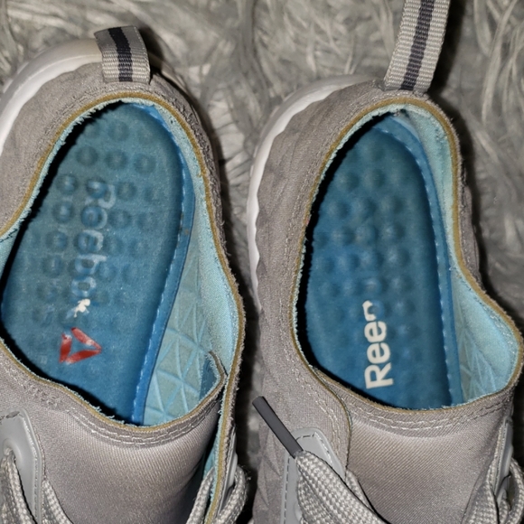 Shoes - Picture 3 of 4